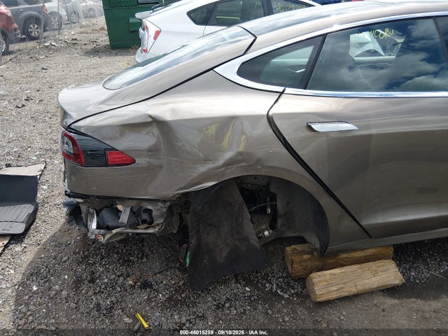 Продаж на аукціоні авто 2016 Tesla Model S 60d/70d/75d/85d/90d, vin: 5YJSA1E28GF149757, номер лоту: 46015259