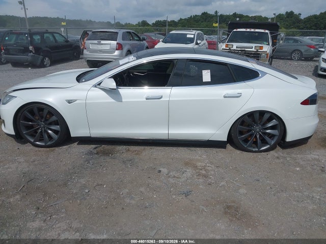 46015263 :رقم المزاد ، 5YJSA1CP0CFP02376 vin ، 2012 Tesla Model S Performance/signature Performance مزاد بيع
