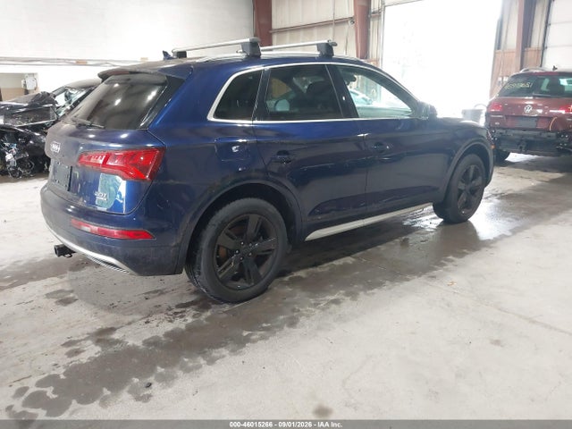 46015266 :رقم المزاد ، WA1BNAFY3J2020837 vin ، 2018 Audi Q5 2.0t Premium/2.0t Tech Premium مزاد بيع