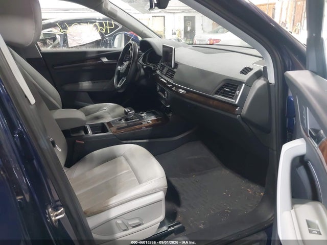 46015266 :رقم المزاد ، WA1BNAFY3J2020837 vin ، 2018 Audi Q5 2.0t Premium/2.0t Tech Premium مزاد بيع