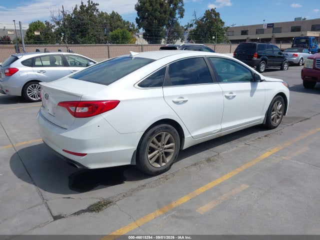 Продажа на аукционе авто 2015 Hyundai Sonata Se, vin: 5NPE24AF1FH164279, номер лота: 46015294