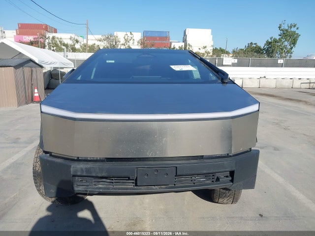 Продажа на аукционе авто 2025 Tesla Cybertruck All-wheel Drive, vin: 7G2CEHED8SA058834, номер лота: 46015323