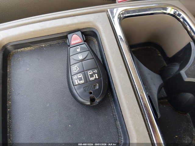 46015324 :رقم المزاد ، 2C4RC1BG8DR573528 vin ، 2013 Chrysler Town & Country Touring مزاد بيع