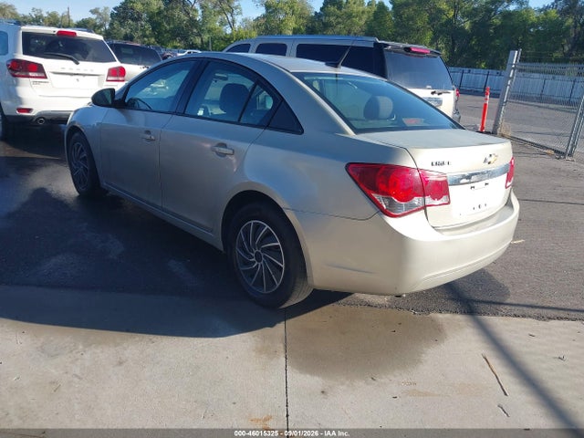 Chevrolet Cruze Ls Auto 2014 1G1PA5SG3E7214460 Image 3