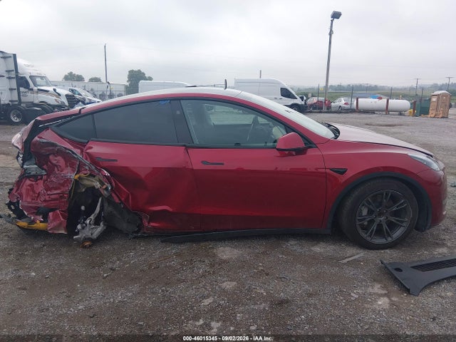 Продажа на аукционе авто 2025 Tesla Model Y Long Range Dual Motor Rear-wheel Drive, vin: 7SAYGDED7SA372957, номер лота: 46015345