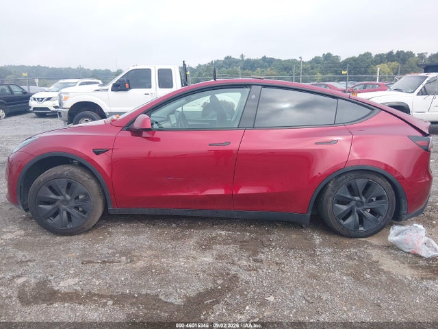 Продажа на аукционе авто 2025 Tesla Model Y Long Range Dual Motor Rear-wheel Drive, vin: 7SAYGDED7SA372957, номер лота: 46015345