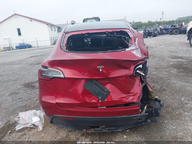 Продажа на аукционе авто 2025 Tesla Model Y Long Range Dual Motor Rear-wheel Drive, vin: 7SAYGDED7SA372957, номер лота: 46015345