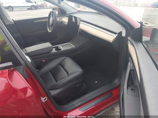 Продажа на аукционе авто 2025 Tesla Model Y Long Range Dual Motor Rear-wheel Drive, vin: 7SAYGDED7SA372957, номер лота: 46015345