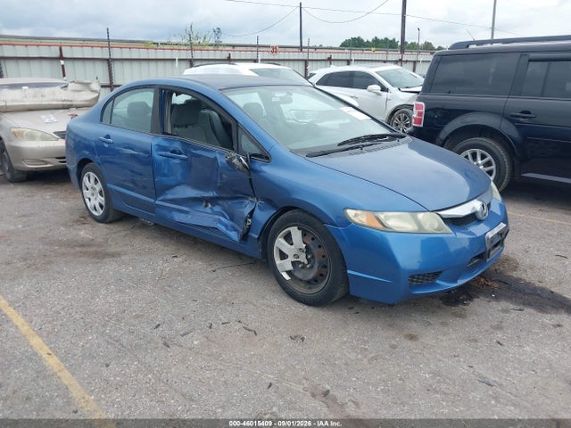 46015409 :رقم المزاد ، 19XFA1F58AE053991 vin ، 2010 Honda Civic Lx مزاد بيع