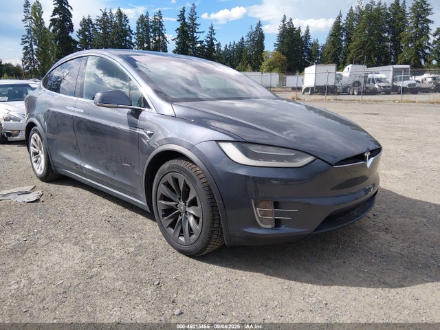 Tesla Model X 100d/75d/90d 2017 5YJXCDE24HF051568 main image