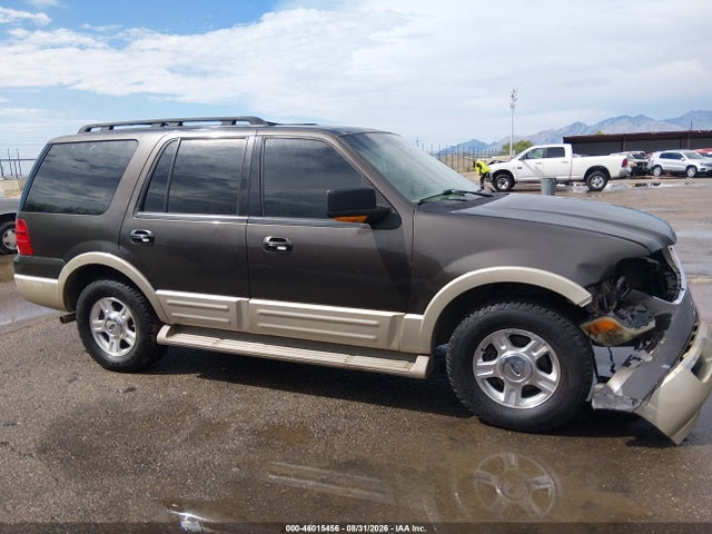 Продажа на аукционе авто 2005 Ford Expedition Eddie Bauer/king Ranch, vin: 1FMPU17525LA08564, номер лота: 46015456