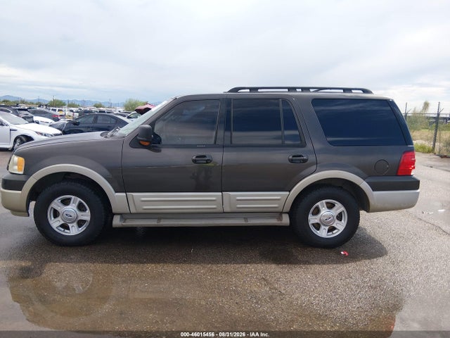 Продажа на аукционе авто 2005 Ford Expedition Eddie Bauer/king Ranch, vin: 1FMPU17525LA08564, номер лота: 46015456