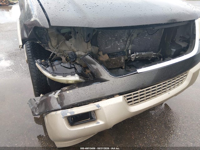 Продажа на аукционе авто 2005 Ford Expedition Eddie Bauer/king Ranch, vin: 1FMPU17525LA08564, номер лота: 46015456