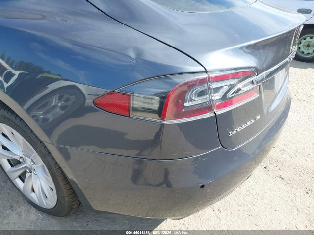 5YJSA1E29JF260471 Tesla Model S 100d/75d/p100d