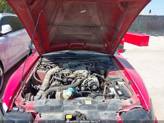 2002 Ford Mustang Deluxe/premium/standard მანქანა იყიდება აუქციონზე, vin: 1FAFP40422F211562, აუქციონის ნომერი: 46015475