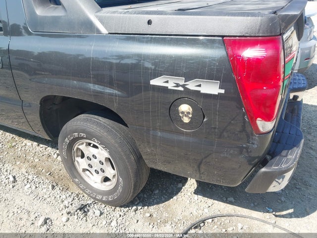 2005 Chevrolet Avalanche 1500 Ls მანქანა იყიდება აუქციონზე, vin: 3GNEK12Z05G223540, აუქციონის ნომერი: 46015550