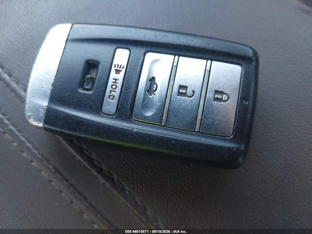 46015571 :رقم المزاد ، 19UUB1F56FA027244 vin ، 2015 Acura Tlx Tech مزاد بيع