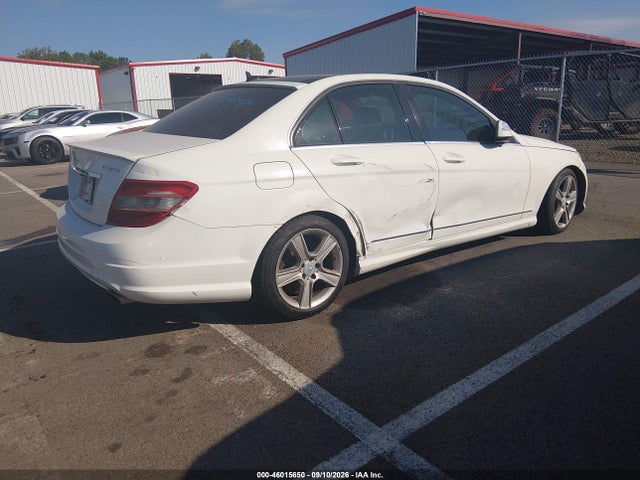 46015650 :رقم المزاد ، WDDGF81X58F130751 vin ، 2008 Mercedes-benz C 300 Luxury 4matic/sport 4matic مزاد بيع