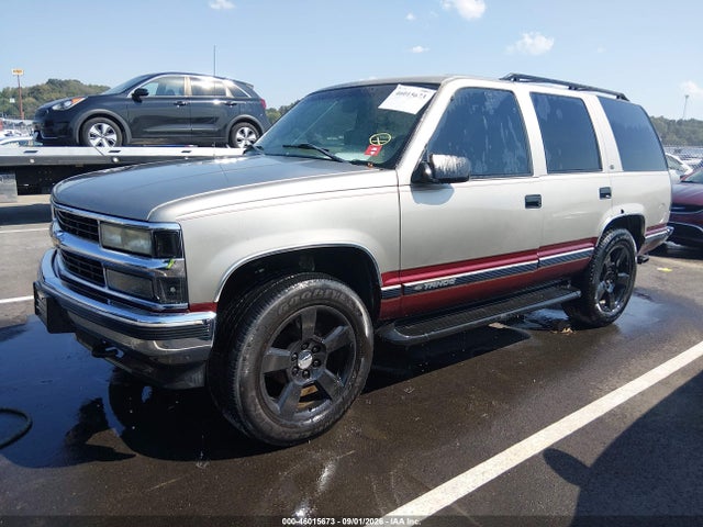 46015673 :رقم المزاد ، 1GNEK13RXXJ409621 vin ، 1999 Chevrolet Tahoe Ls مزاد بيع