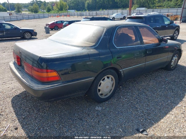 1994 Lexus Ls 400 მანქანა იყიდება აუქციონზე, vin: JT8UF11E1R0197546, აუქციონის ნომერი: 46015692