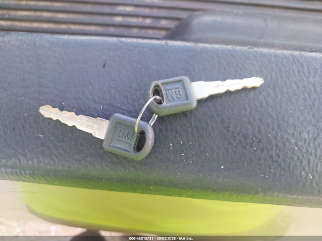 1997 Gmc Sonoma Sls Wideside მანქანა იყიდება აუქციონზე, vin: 1GTCS19X4V8526590, აუქციონის ნომერი: 46015731