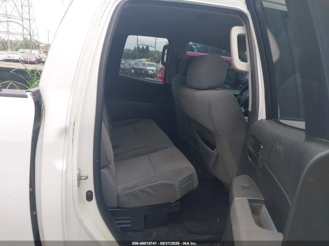 46015741 :رقم المزاد ، 5TFCY5F18CX013755 vin ، 2012 Toyota Tundra Grade 5.7l V8 مزاد بيع