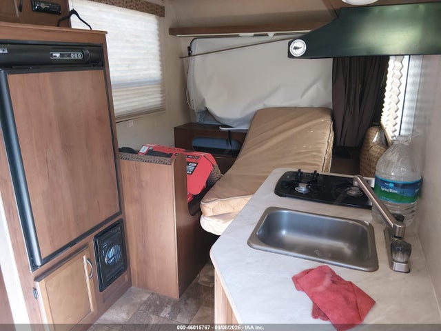 2015 Jayco Jay Feather მანქანა იყიდება აუქციონზე, vin: 1UJBJHAH0F1JP0449, აუქციონის ნომერი: 46015767