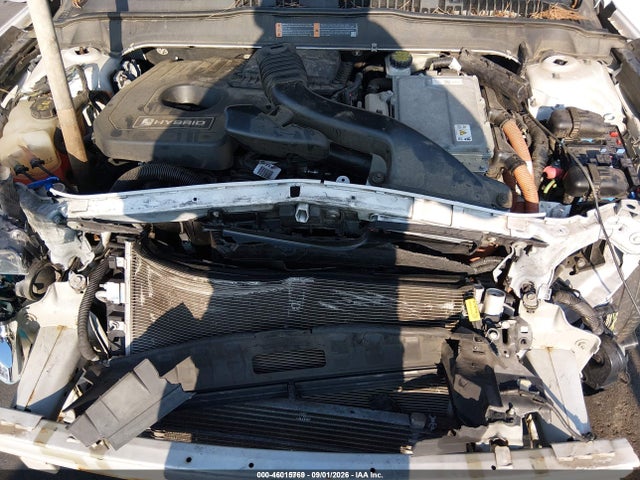46015769 :رقم المزاد ، 3FA6P0LUXGR405674 vin ، 2016 Ford Fusion Hybrid Se مزاد بيع