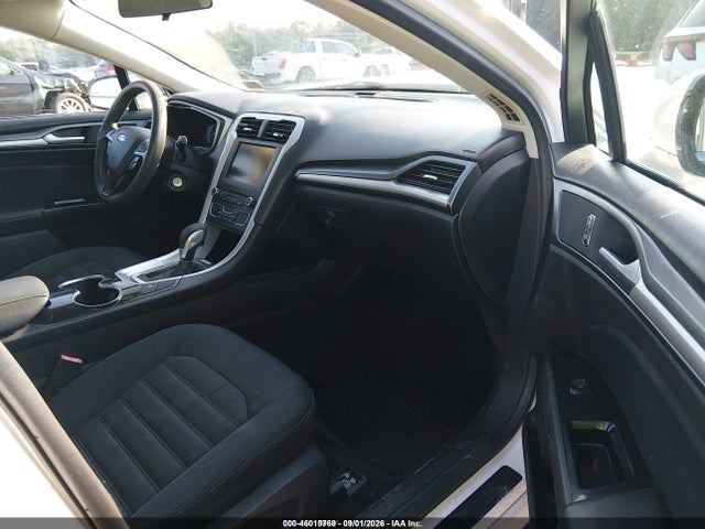 46015769 :رقم المزاد ، 3FA6P0LUXGR405674 vin ، 2016 Ford Fusion Hybrid Se مزاد بيع
