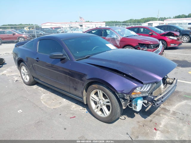 Продажа на аукционе авто 2012 Ford Mustang V6, vin: 1ZVBP8AMXC5258292, номер лота: 46015838