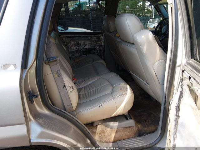 Продажа на аукционе авто 2002 Chevrolet Tahoe Lt, vin: 1GNEC13Z52R325973, номер лота: 46015932