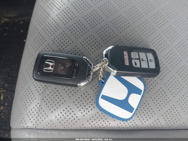 Продажа на аукционе авто 2019 Honda Passport Touring, vin: 5FNYF8H98KB004496, номер лота: 46015946