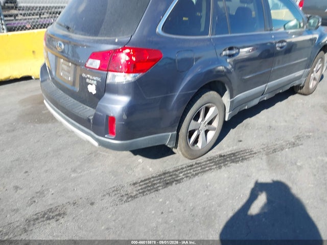 Продаж на аукціоні авто 2014 Subaru Outback 2.5i Limited, vin: 4S4BRBPC8E3271934, номер лоту: 46015978