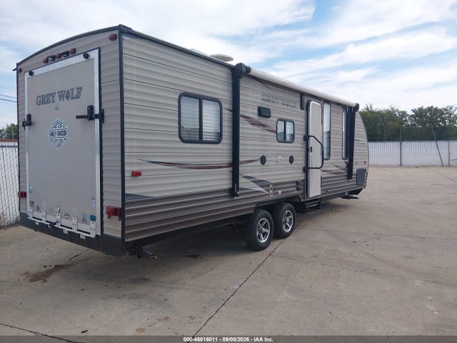 Aukcja sprzedaży 2017 Cherokee By Forest R Grey Wolf Toy Hauler, vin: 4X4TCKX20HK036756, numer aukcji: 46016011