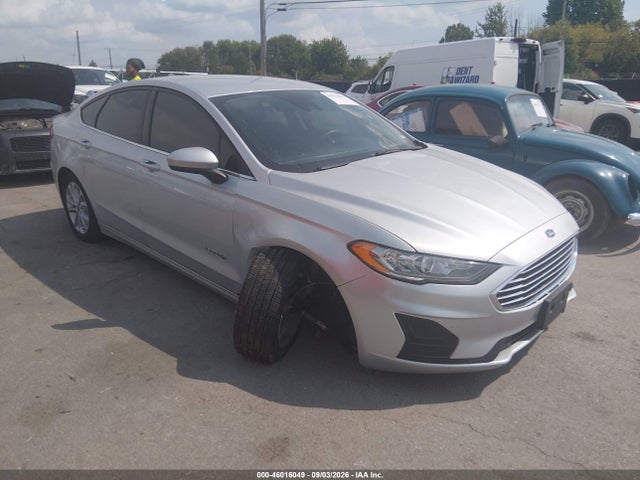 46016049 :رقم المزاد ، 3FA6P0LU5KR244188 vin ، 2019 Ford Fusion Hybrid Se مزاد بيع