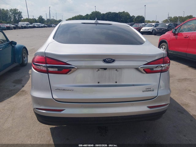 46016049 :رقم المزاد ، 3FA6P0LU5KR244188 vin ، 2019 Ford Fusion Hybrid Se مزاد بيع