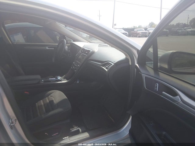 46016049 :رقم المزاد ، 3FA6P0LU5KR244188 vin ، 2019 Ford Fusion Hybrid Se مزاد بيع