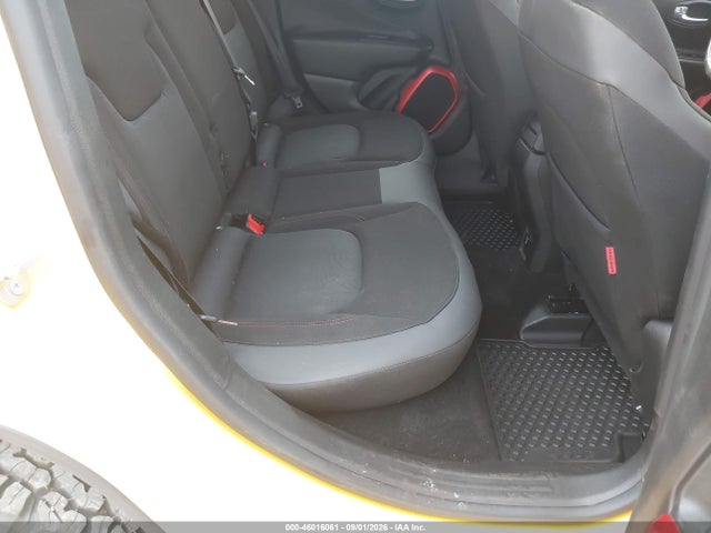46016061 :رقم المزاد ، ZACCJBCT0GPD00041 vin ، 2016 Jeep Renegade Trailhawk مزاد بيع