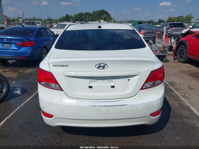 46016070 :رقم المزاد ، KMHCT4AE7FU841140 vin ، 2015 Hyundai Accent Gls مزاد بيع