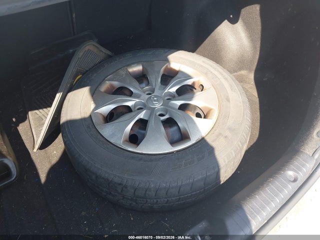 46016070 :رقم المزاد ، KMHCT4AE7FU841140 vin ، 2015 Hyundai Accent Gls مزاد بيع