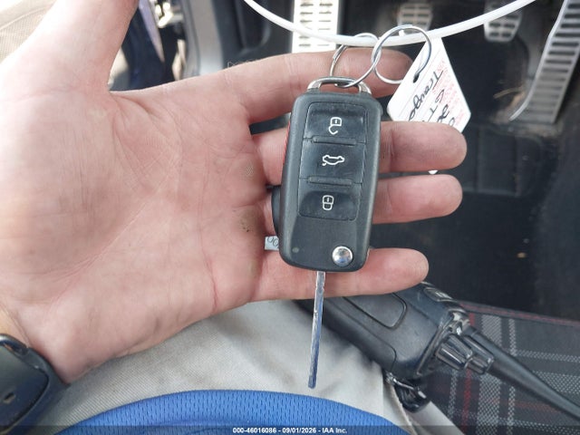 2012 Volkswagen Gti 4-door მანქანა იყიდება აუქციონზე, vin: WVWGD7AJ7CW222667, აუქციონის ნომერი: 46016086