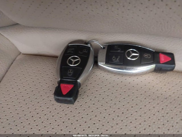 46016179 :رقم المزاد ، WDCGG8HB6BF537593 vin ، 2011 Mercedes-benz Glk 350 4matic مزاد بيع