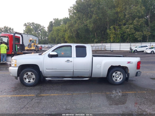 Продажа на аукционе авто 2010 Chevrolet Silverado 1500 Lt, vin: 1GCSKSE35AZ127132, номер лота: 46016182