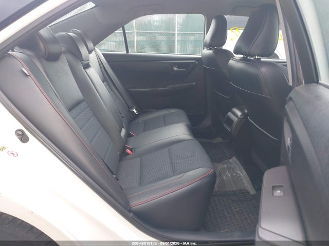 46016188 :رقم المزاد ، 4T1BF1FK9FU115442 vin ، 2015 Toyota Camry Se مزاد بيع
