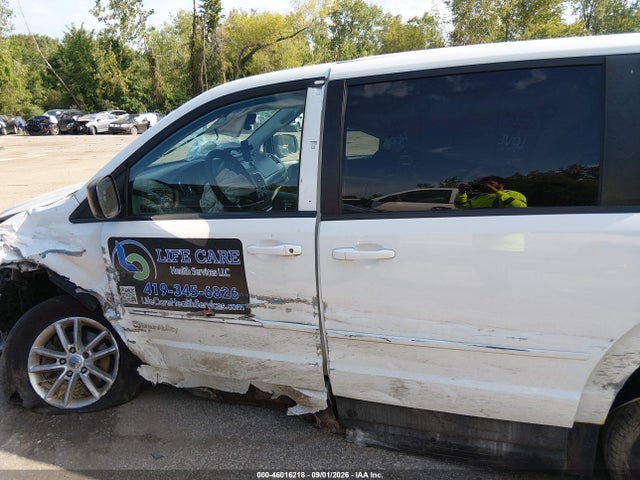 Продажа на аукционе авто 2015 Dodge Grand Caravan Se, vin: 2C7WDGBG5FR634357, номер лота: 46016218