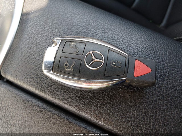 46016236 :رقم المزاد ، WDC0G4JB1JV115305 vin ، 2018 Mercedes-benz Glc 300 مزاد بيع