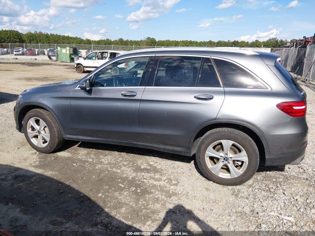 46016236 :رقم المزاد ، WDC0G4JB1JV115305 vin ، 2018 Mercedes-benz Glc 300 مزاد بيع