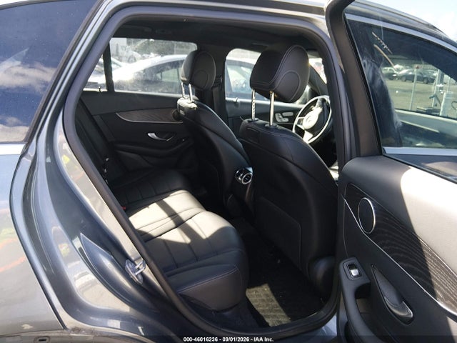 46016236 :رقم المزاد ، WDC0G4JB1JV115305 vin ، 2018 Mercedes-benz Glc 300 مزاد بيع