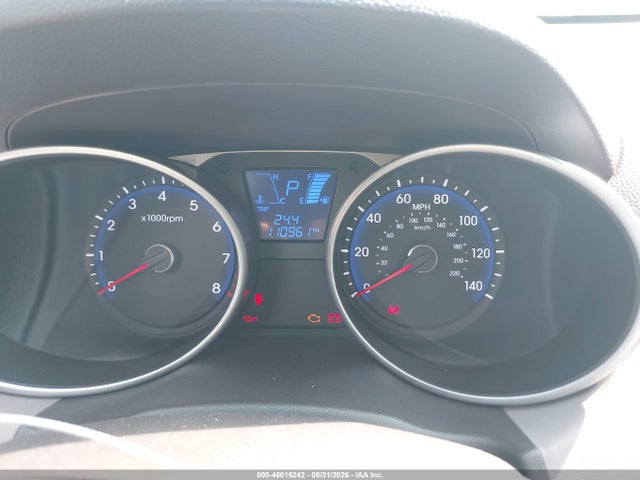 46016242 :رقم المزاد ، KM8JU3AG8FU076729 vin ، 2015 Hyundai Tucson Se مزاد بيع