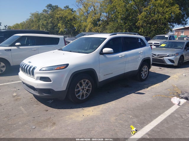 Продаж на аукціоні авто 2017 Jeep Cherokee Latitude Fwd, vin: 1C4PJLCS2HW641346, номер лоту: 46016255